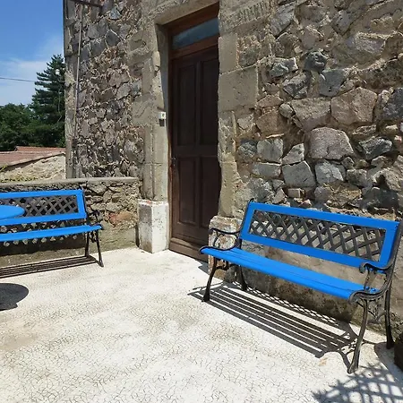 Prázdninový dům Chateau Chavagnac Gites *